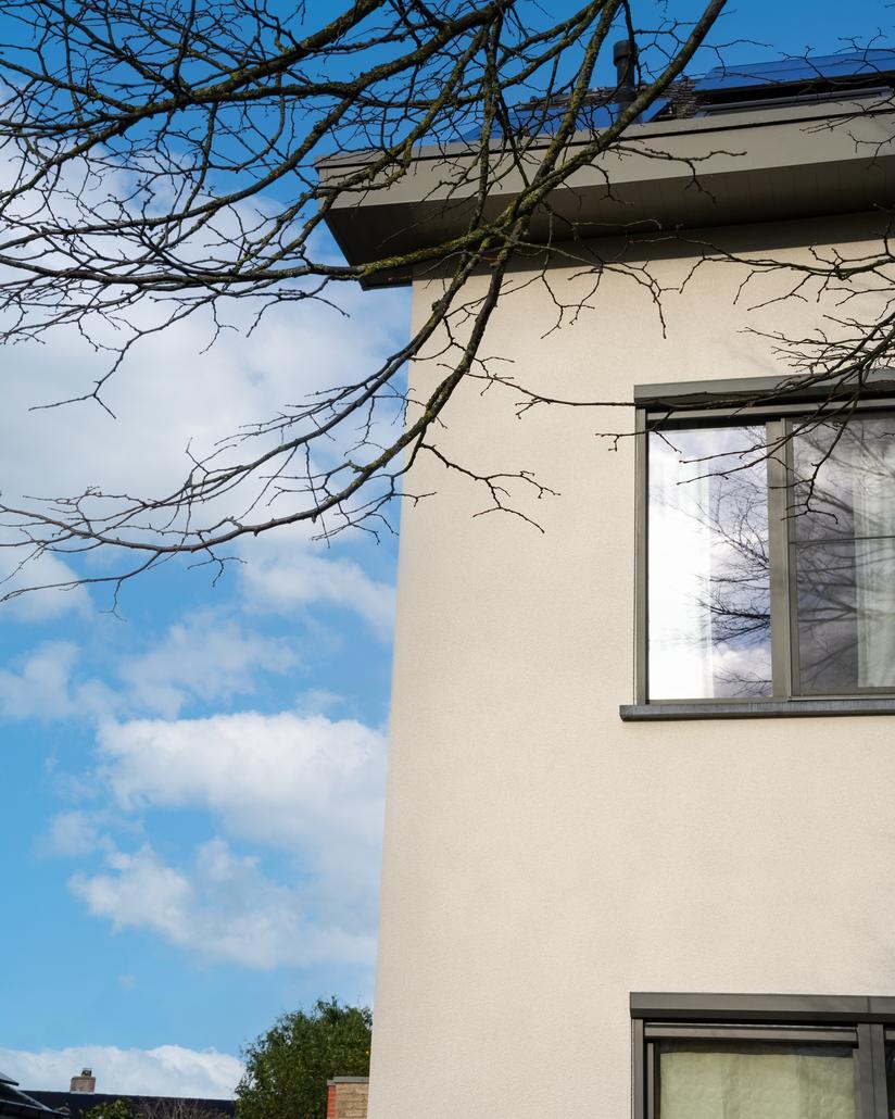 Gevelrenovatie met spuitkurk in Sint-Gillis