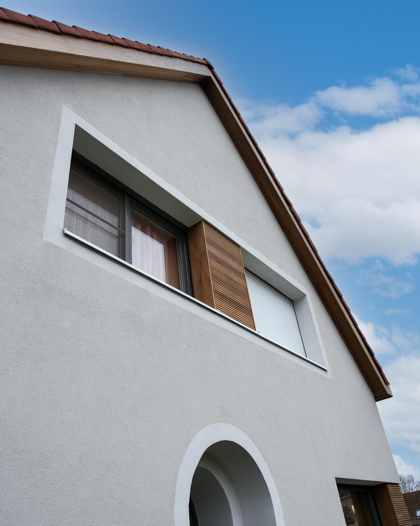 Crepi en hout gevelisolatie in Oostakker