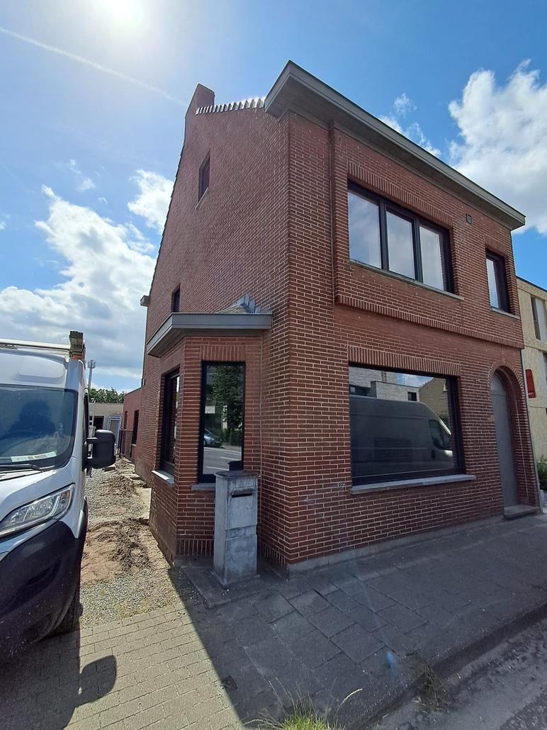 Foto Project details