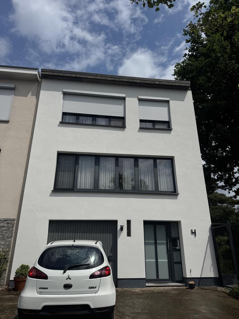 Foto Project details