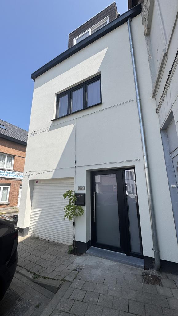 Foto Project details