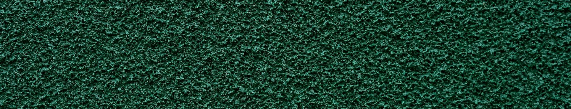 Gevel- en dakrenovatie met spuitkurk in Gent centrum